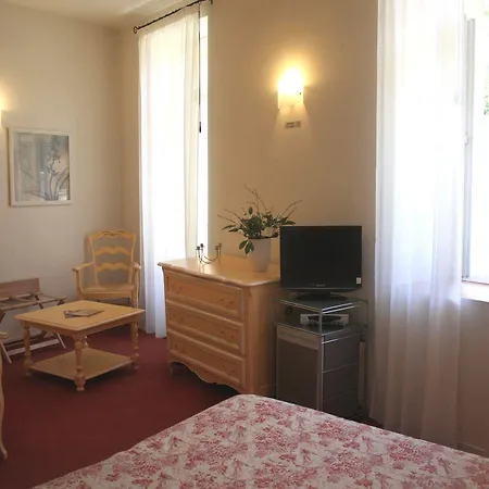 Hotell Les Cigales Allauch